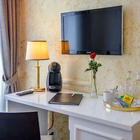 Hotell Millennium 3*