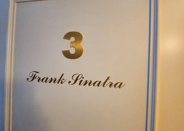 호텔 Millennium 3*